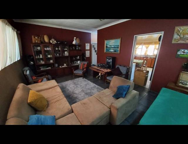 3 BEDROOM HOUSE FOR SALE IN PRETORIA GARDENS